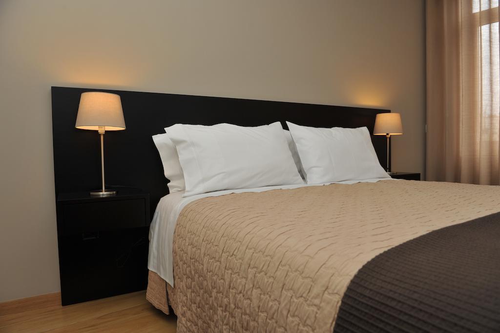 Pensao Santo Antonio Hotell Vila Nova de Famalicão Rum bild